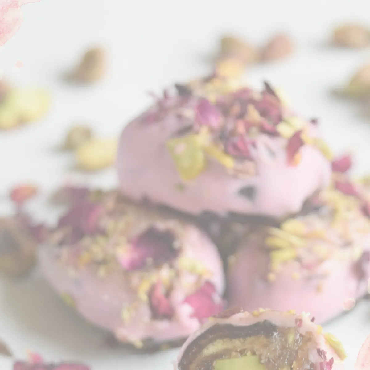 Luxury gifts with gourmet dates & nuts!