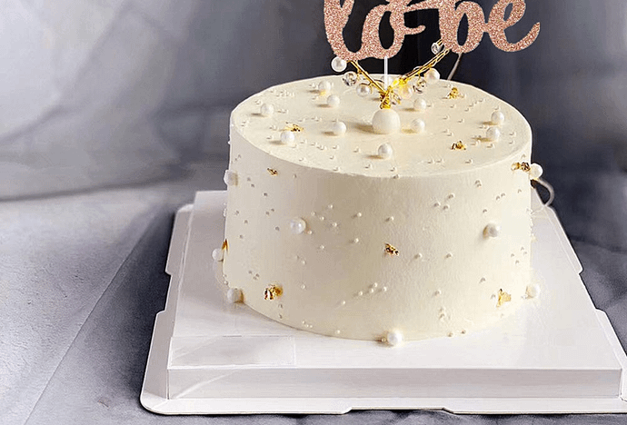 Minimalistic Bride Cake