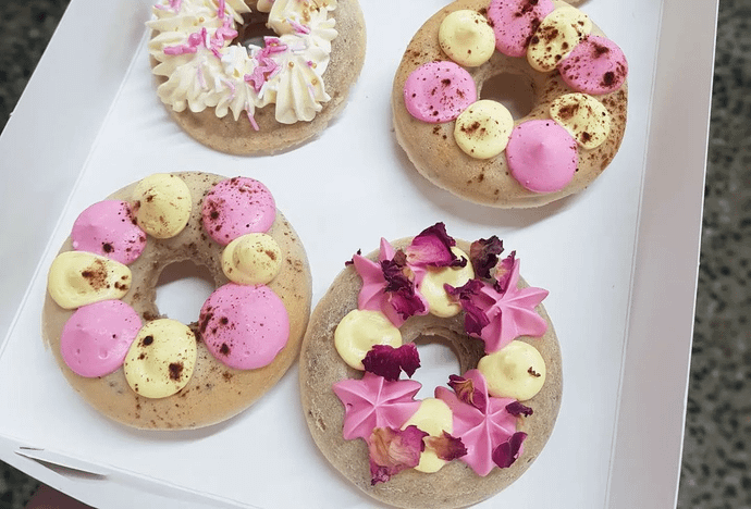 Doggo Donuts (pack of 6)