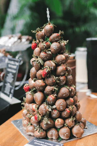 Chocolate Strawberry Christmas Tree Centerpiece