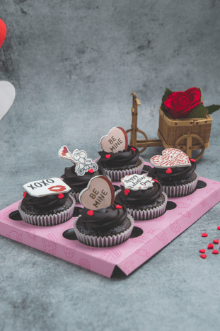 Custom Cupcakes (Box of 6)