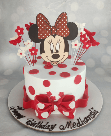 Minnie Mouse Cake