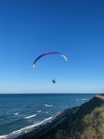 Paragliding 15mins ride in Qurim, Goa