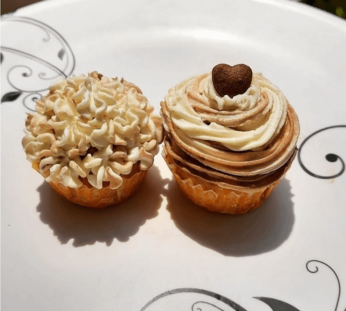 Banana Cupcakes (Box of 4)