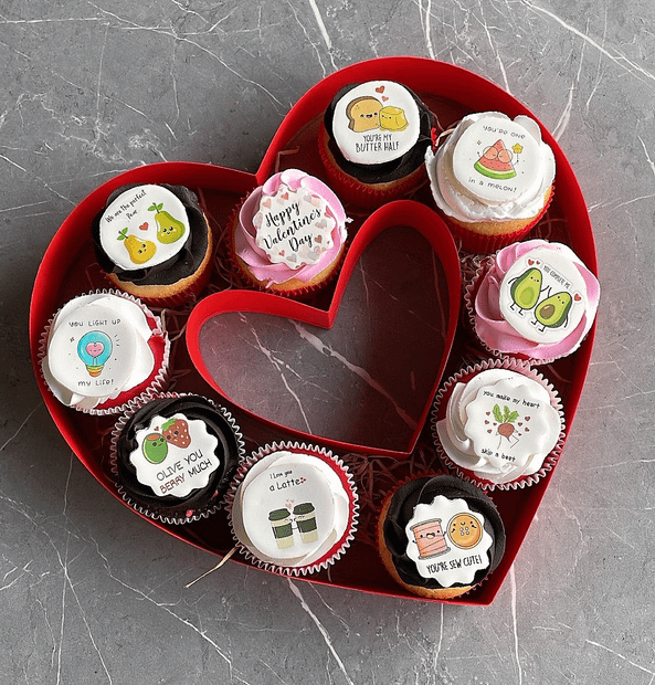 Pun-tastic Valentine Cupcakes (Box of 10)