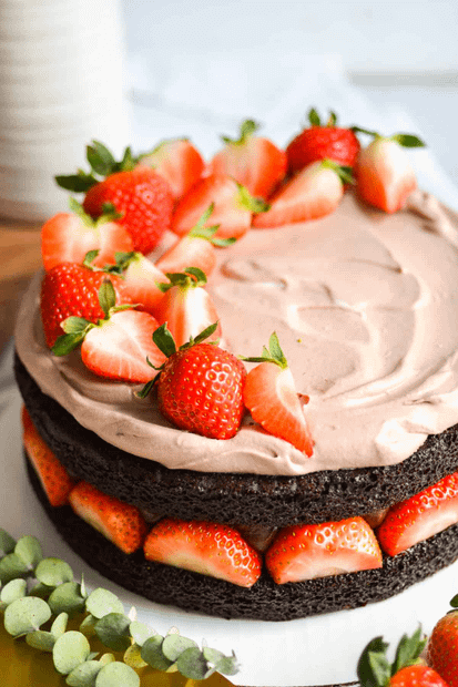 Vegan Choco Strawberry cake