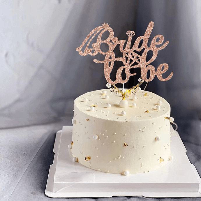 Minimalistic Bride Cake