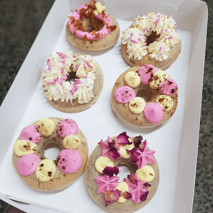 Doggo Donuts (pack of 6)