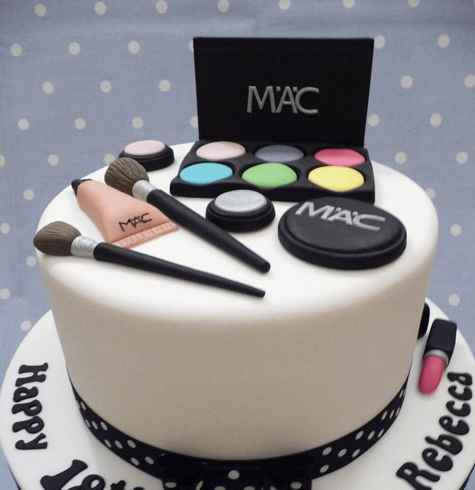 Makeup Theme Cake