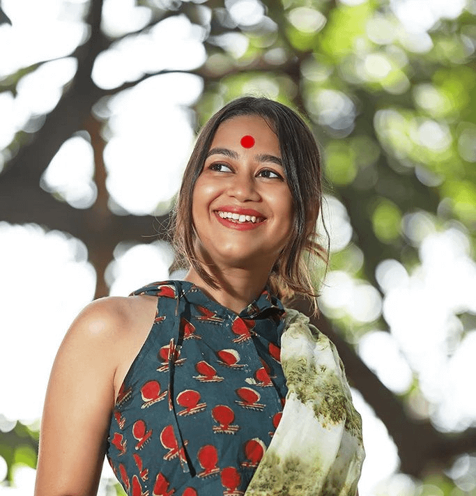 Bawra:- Halter Green Bindi Hoodie Blouse