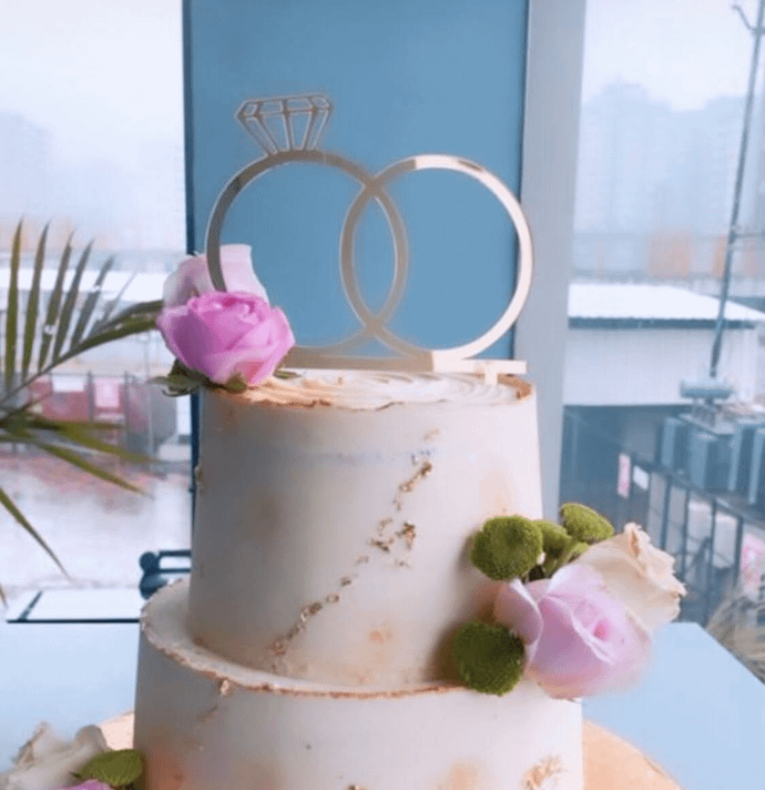 Two Tier Cake 