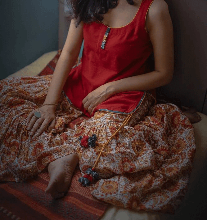 Co-ord set : Bagru Printed Sharara & Red Handloom Cotton Top