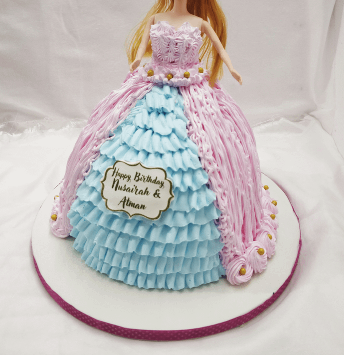 Barbie Cake 