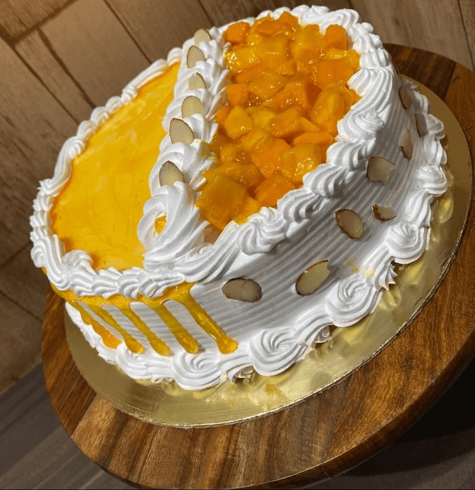 Vegan mango cake