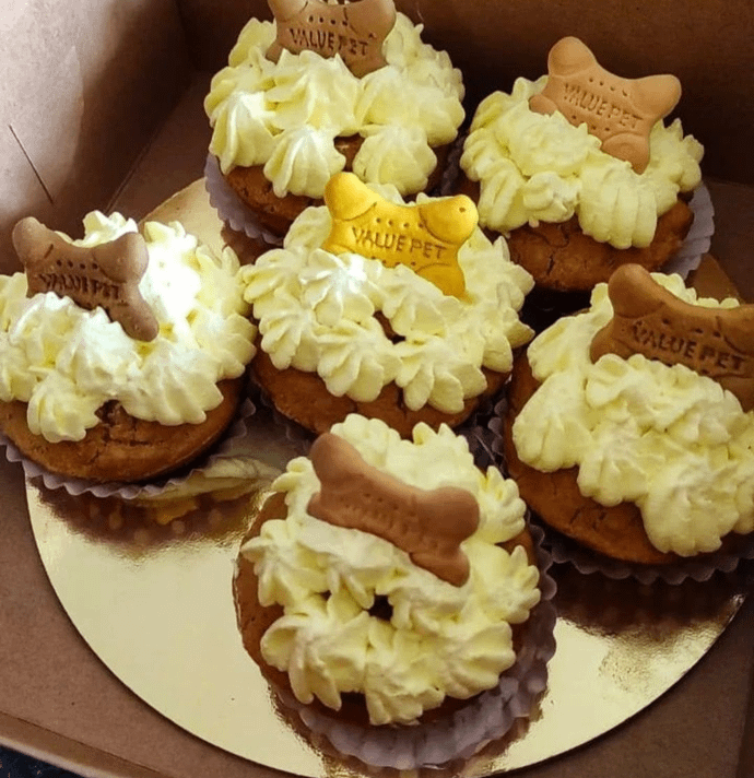 Chicken & Peanut Butter Cupcakes (Box of 6)