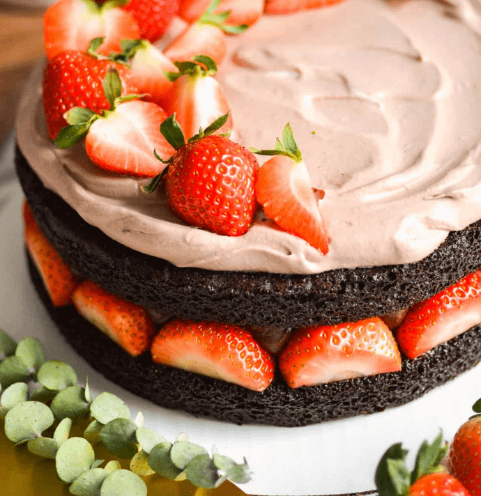 Vegan Choco Strawberry cake