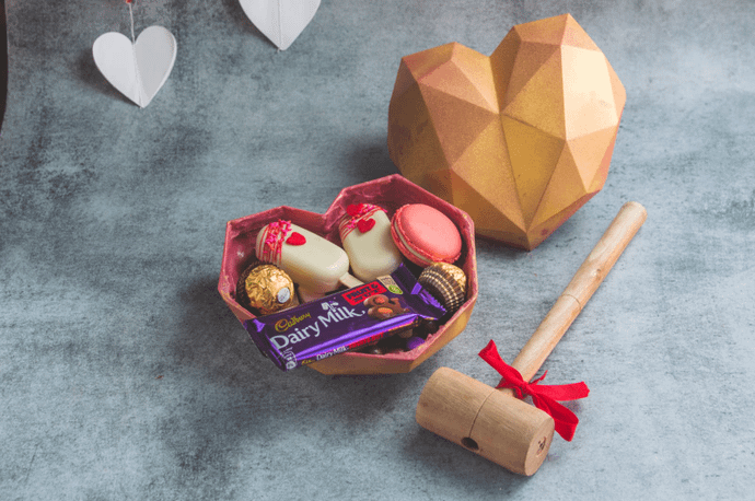 Chocolate Pinata Gold Heart