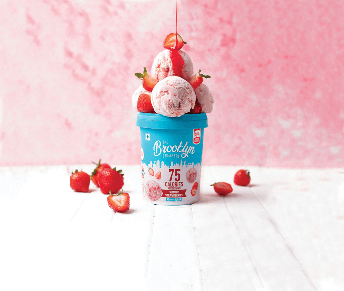 Summer Strawberries Ice Cream - 450ml (Tub)