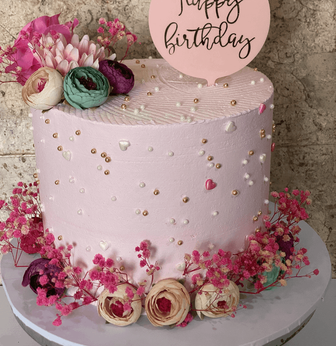 Pearl Blossom Celebration Cake (1200 Gram)