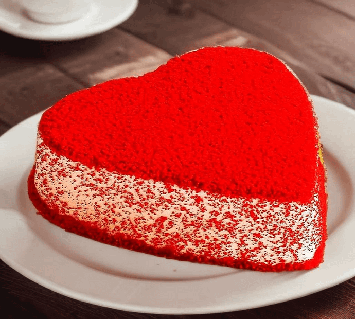 Heart Shape Red velvet Cake (500 Gram)