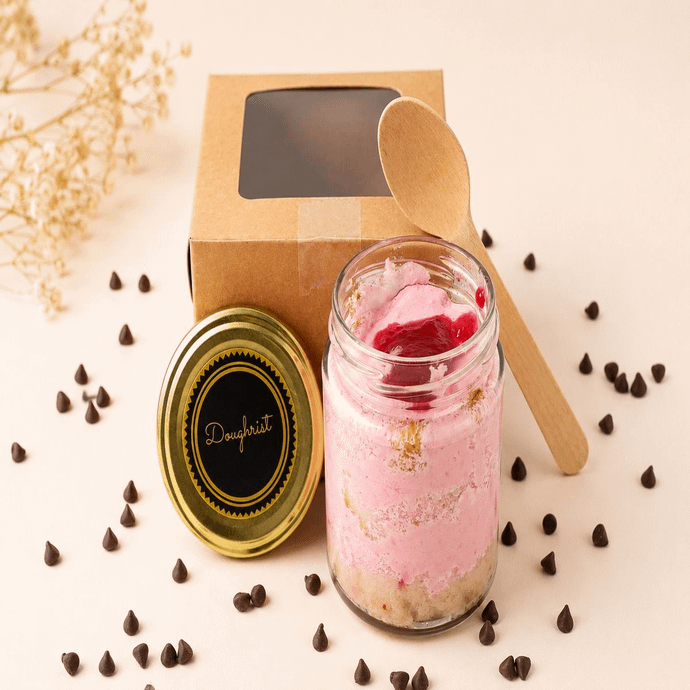 Strawberry Jar cake 150 Ml