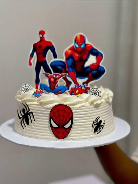 Spidey Chocolate Cream Cake (1200 Gram)