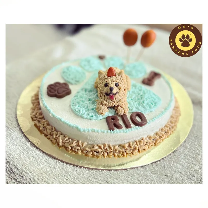 Dog Topped Cake Veg