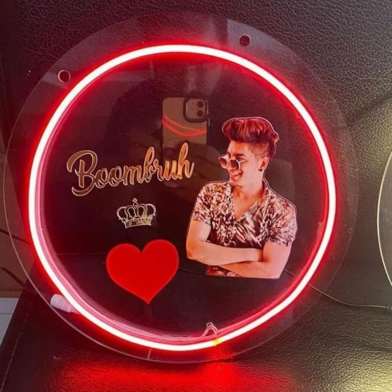 Neon Frame