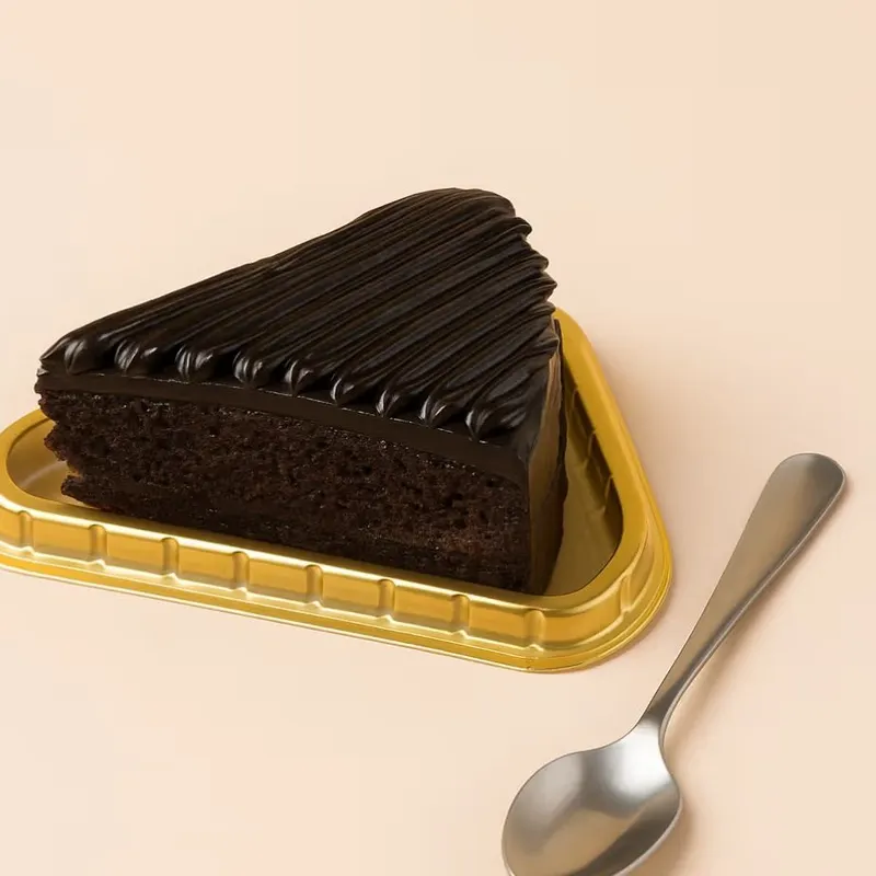 No cream premium chocolate truffle pastry