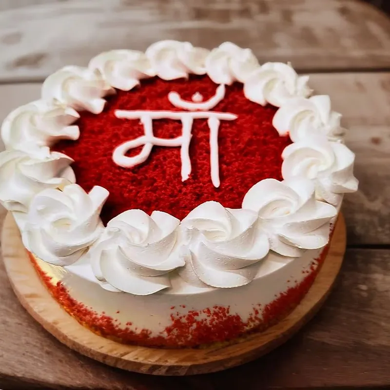 Mother's Day Special Redvelvet Cake (500 Gram)